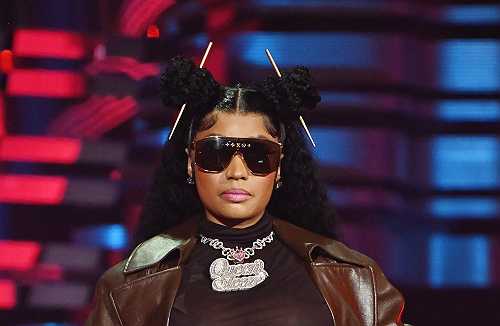 Okay! Nicki Minaj Sets The Internet OFF After Flexin' Her Fresh Face And Snatched Bawdy (VIDEO)