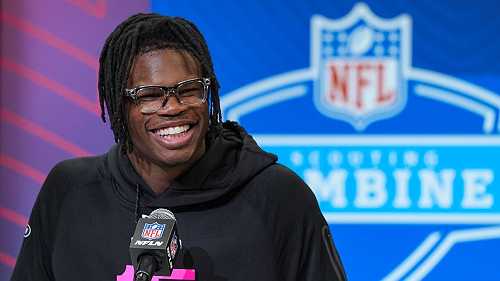 Hunter says game over if he can't play both ways