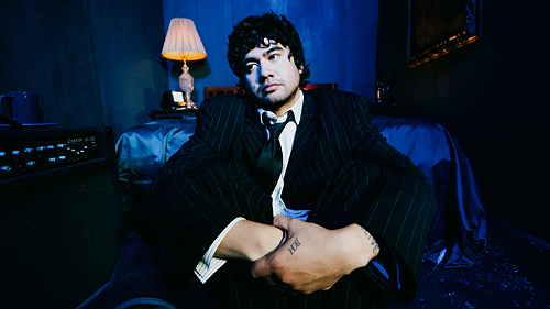 Calum Hood Breaks Free With Solo Debut ‘Don’t Forget You Love Me’