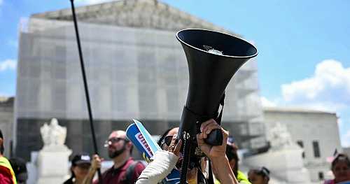 What the Supreme Court is focusing on in birthright citizenship hearing