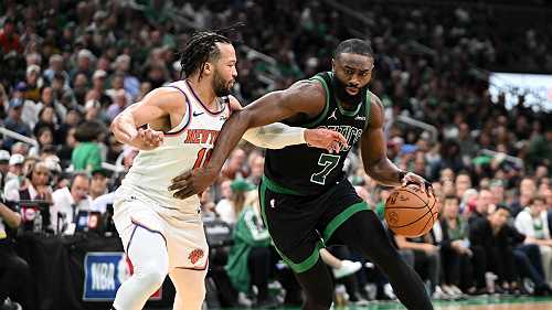 Sources: Celts' Brown has partial meniscus tear