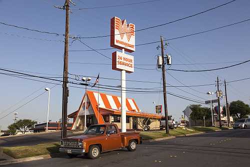 Texas Man Sues Whataburger for Serving Onions After Allergy Warning