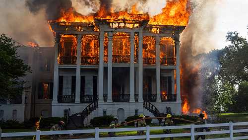 Owners of Nottoway Plantation express desire to rebuild after fire, insist they are ‘non-racist’