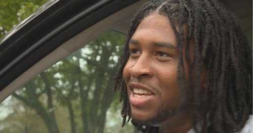 Homeless Black Teen Living in His Car Graduates High School, Earns Full-Ride College Scholarships Homeless Black Teen Living in His Car Graduates High School, Earns Full-Ride College Scholarships