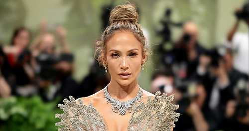 American Music Awards return in Las Vegas with host Jennifer Lopez