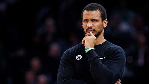 Mazzulla calls out refs, repeats 