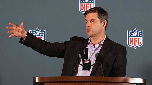 Sources: NFL exec Rolapp off to PGA Tour as CEO