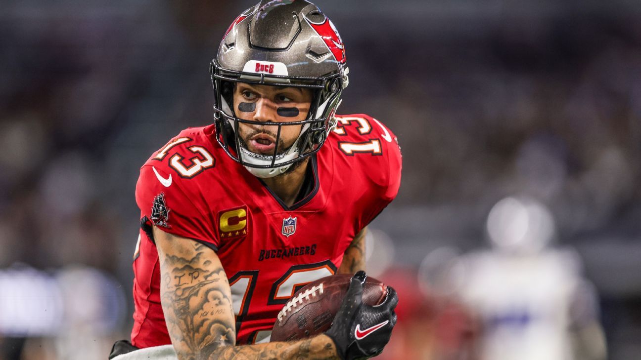 Bucs activate receivers Evans, McMillan from IR