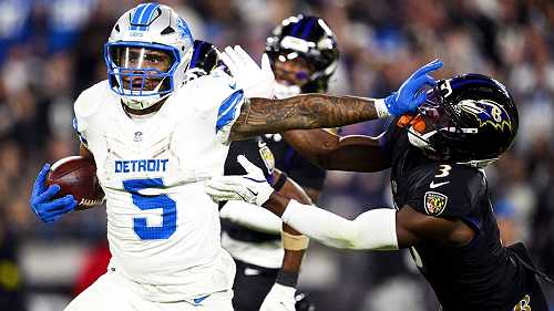 Lions use dominant rushing attack, relentless pass rush to grab big road win