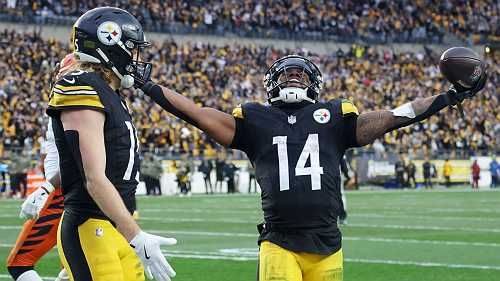 Expect the unexpected: Stash these potential fantasy playoff hero RBs