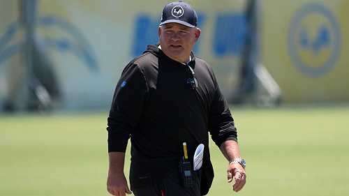 Bolts fire OC Roman, OL coach after playoff exit