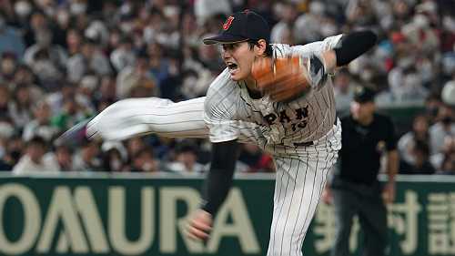 Shohei Ohtani will not pitch in World Baseball Classic, Roberts says