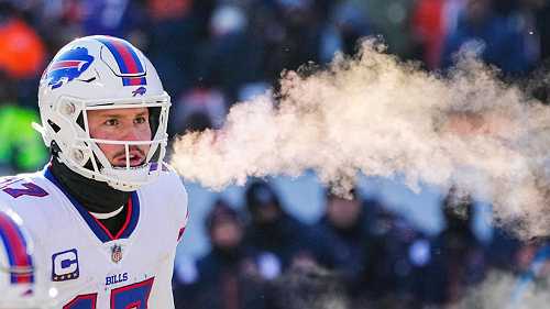 How NFL players prepare for the coldest games of the year