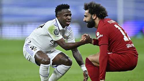Transfer rumors, news: Saudi league eyes Salah, Vinícius Jr. plus 50 more