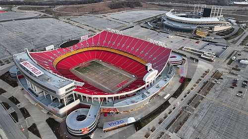 Governor signs stadiums package for K.C. teams