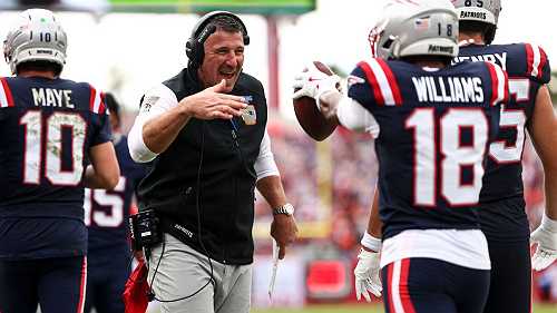 Moments from past and present with Patriots coach Mike Vrabel