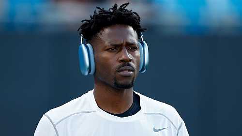 Antonio Brown will go to Miami to face charges
