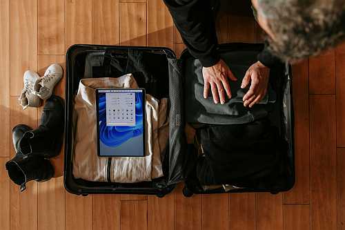 Packing Services: When To Hire Professionals And When To DIY