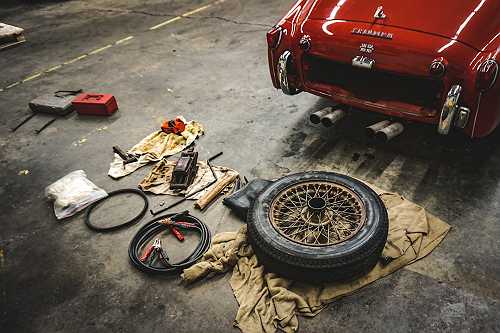 Auto Repair Budgeting: Plan For Wear Items And Emergencies