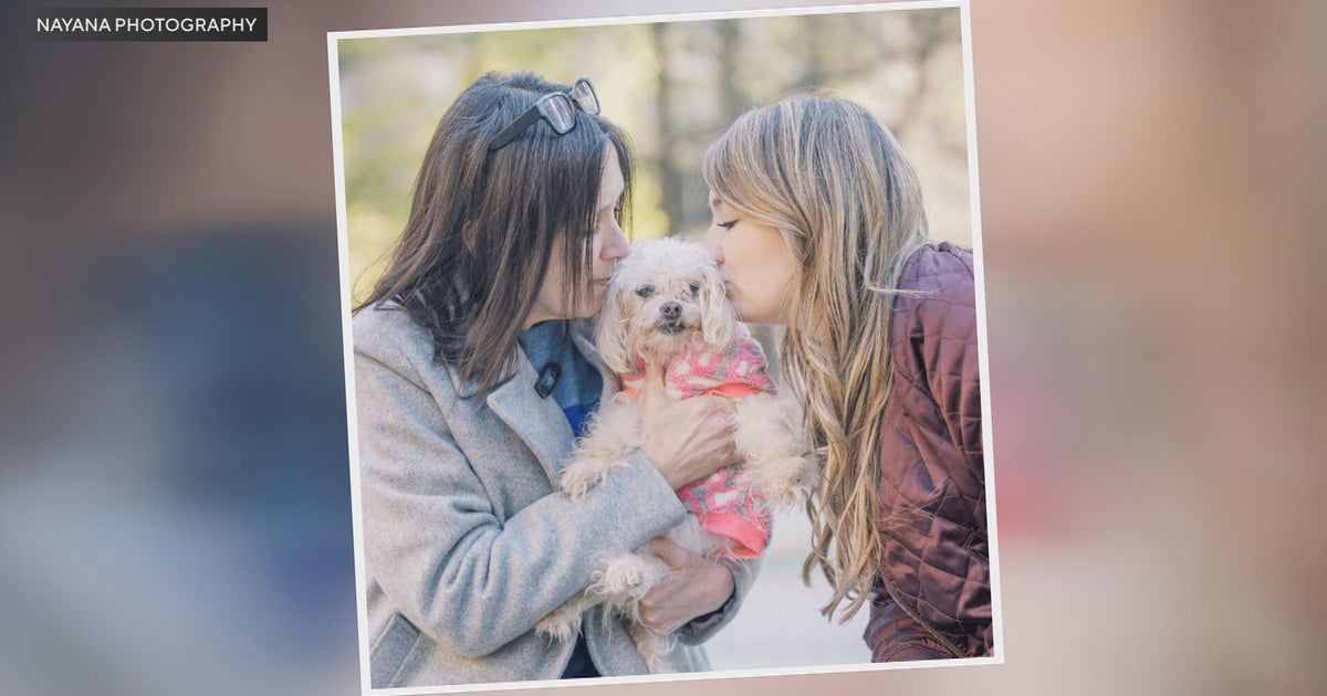 Philadelphia nurse helps pet owners create cherished memories through her photographs