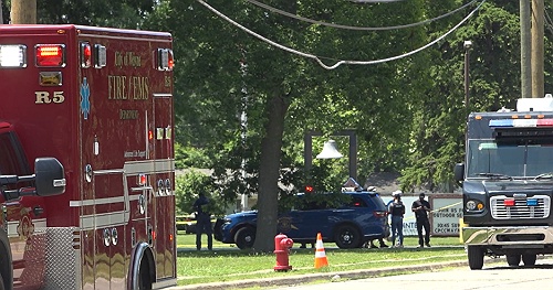 1 injured, suspect dead after shooting at church in Wayne