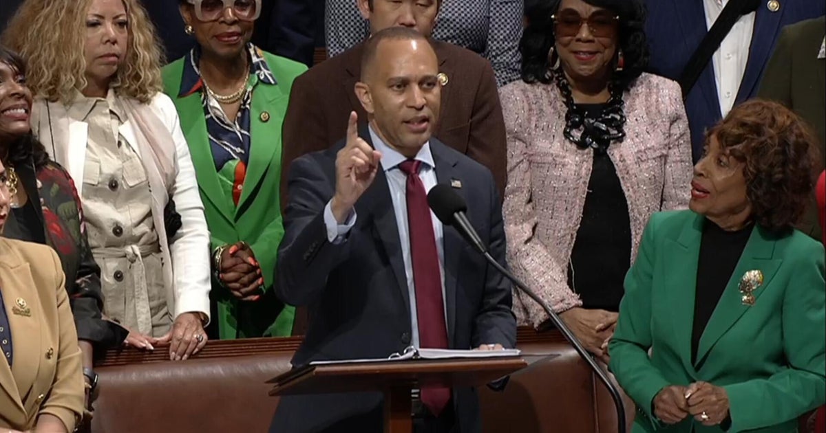 Watch: Hakeem Jeffries breaks House record for longest floor speech trying to stall budget vote