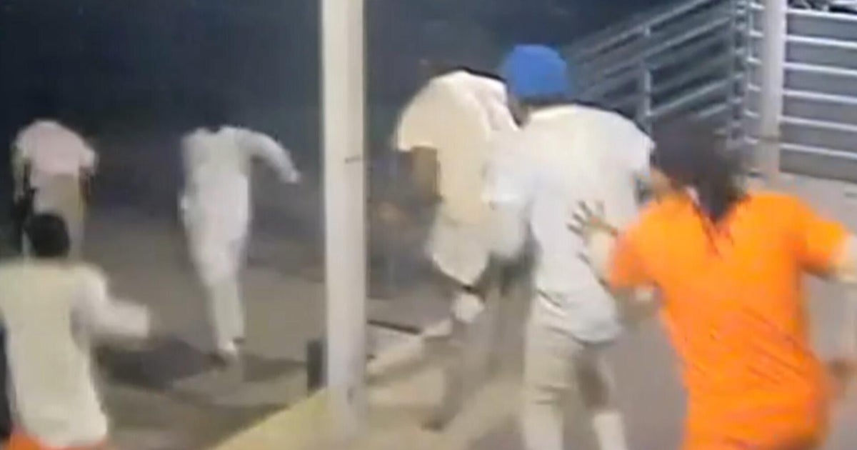 Janitor accused of helping New Orleans inmates escape pleads not guilty