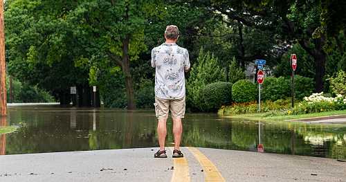 Severe storms cause major flash flooding in Wisconsin, force state fair to close early