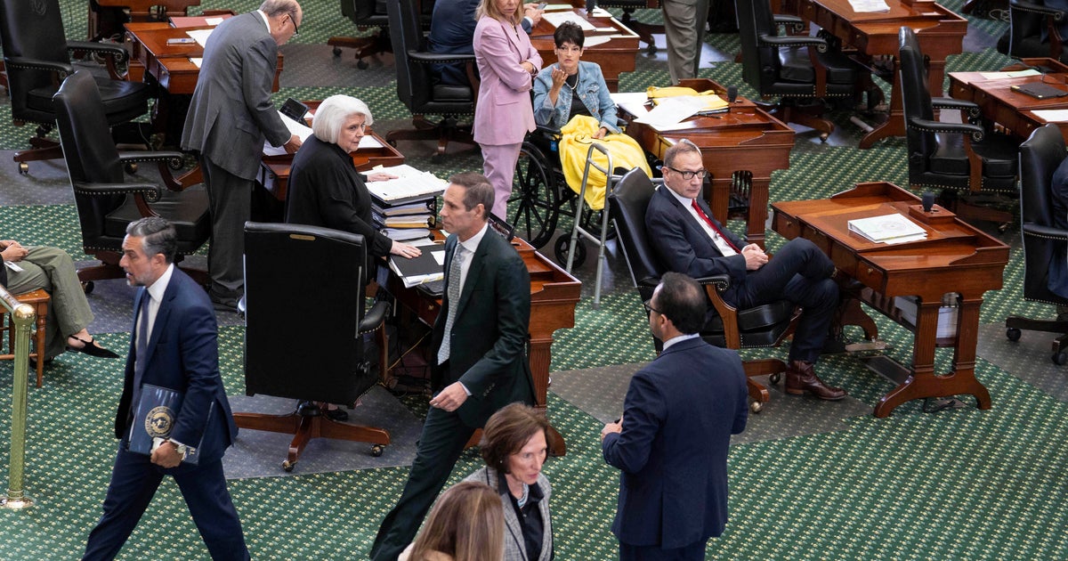 House Democrats who left Texas to block redistricting are discussing when they will return