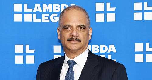 Former Attorney General Eric Holder talks with House Democrats about redistricting