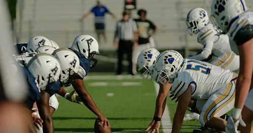 Georgia high school football team breaks yearslong losing streak in wake of tragedy