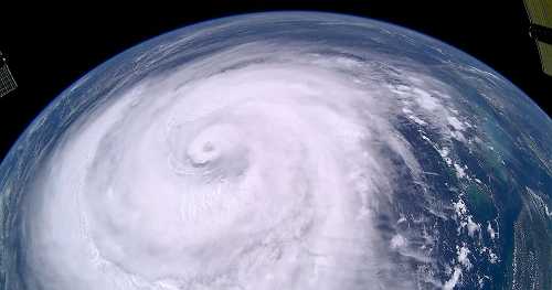 Video: Hurricane Erin seen from space