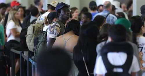 More air traffic control issues at Newark airport