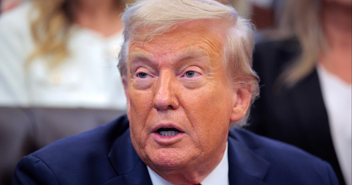 Trump speaks with Zelenskyy, pushes European leaders to stop buying Russian oil