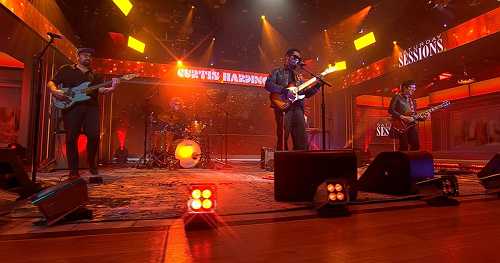 Saturday Sessions: Curtis Harding performs "There She Goes"