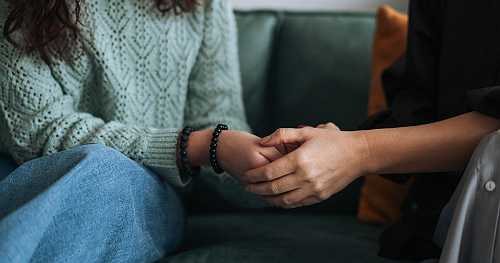 Expert explains different levels of family estrangement and what factors play a role