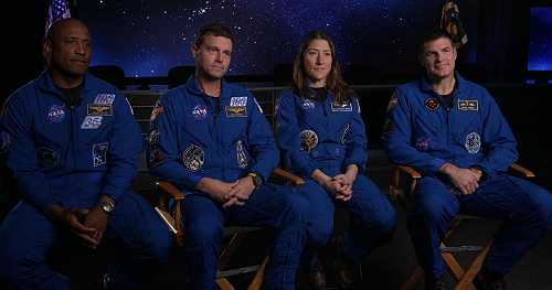 The Far Side Of The Moon | Sunday on 60 Minutes