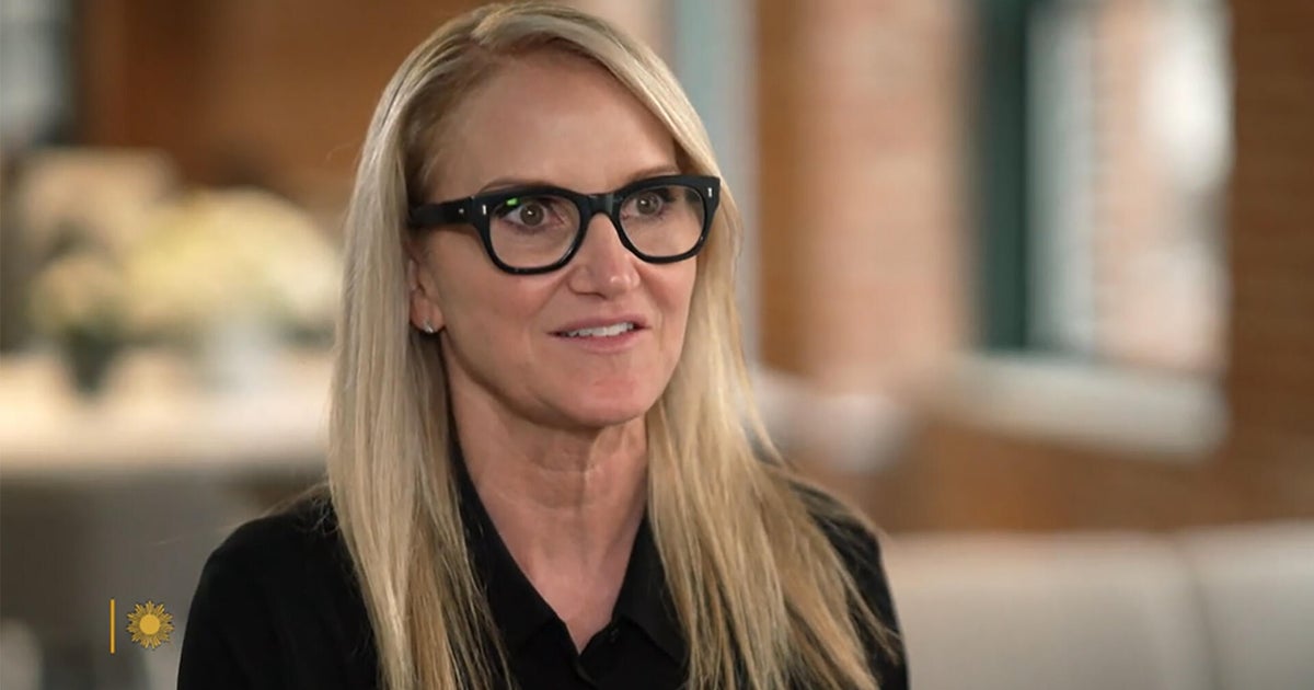 Mel Robbins on "The Let Them Theory"