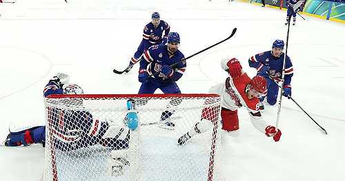 After struggling early, U.S. men