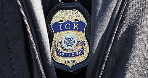 Judge blocks expedited deportations of those who entered the U.S. legally, possibly curtailing ICE courthouse arrests