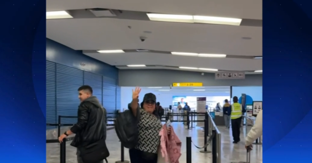 As ICE raids ramped up across L.A., a grandmother who lived in the U.S. for 36 years chose to self-deport and leave her family behind