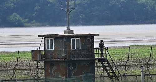 North Korea is removing speakers from their tense border, South Korea military says
