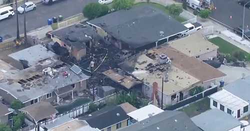 Fireworks set 4 homes ablaze in Los Angeles