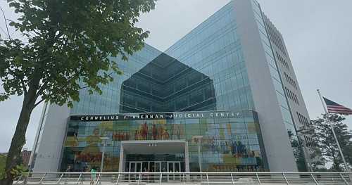 Defense attorneys refuse new cases in Massachusetts, citing unfair pay