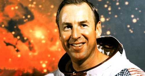 Remembering pioneering astronaut Jim Lovell