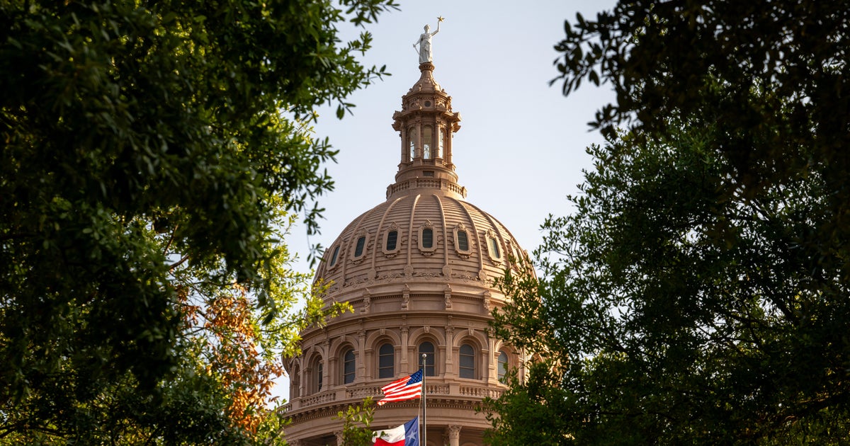 Texas House reconvenes, poised to advance controversial Republican redistricting plan