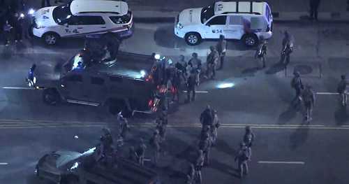 Chicago mayor pushes back on Trump