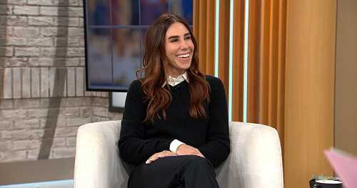 Zosia Mamet explores life, acting and family in new essay collection