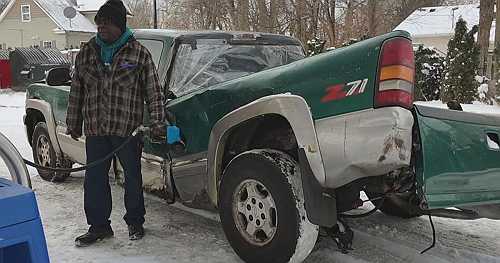 People mocked his mangled truck, until one man stepped up to help