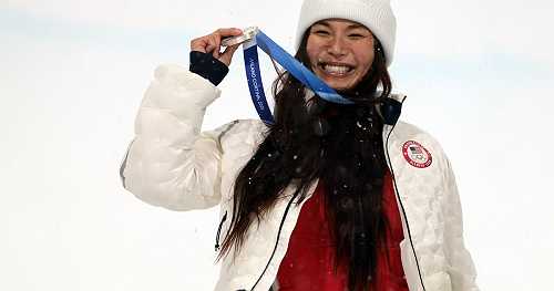 American snowboarder Chloe Kim takes silver in women